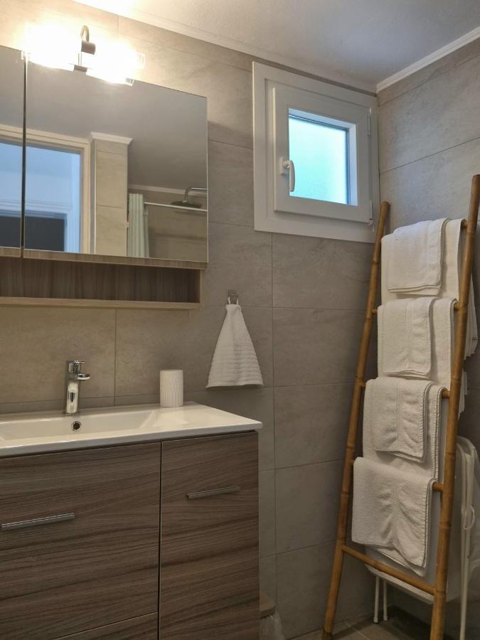 Marina'S House Apartment Triovasalos Ngoại thất bức ảnh